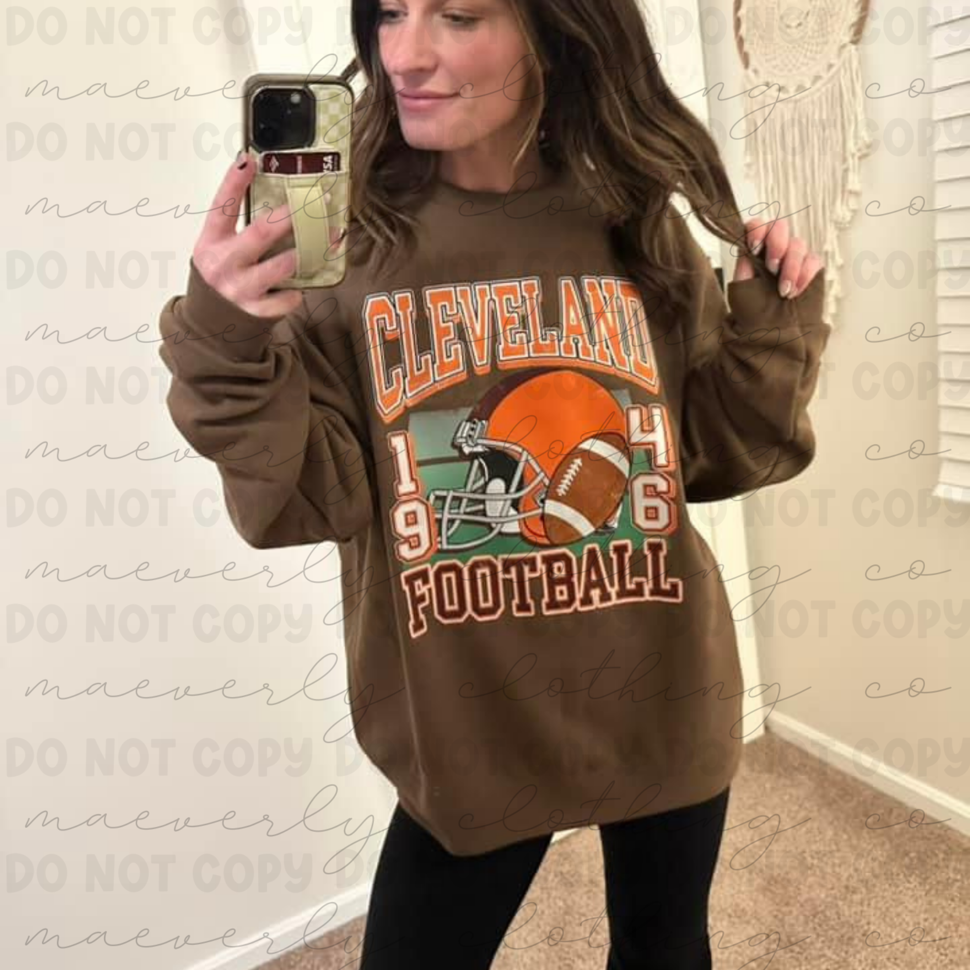 BEST SELLER Cleveland Retro Tee/Crewneck