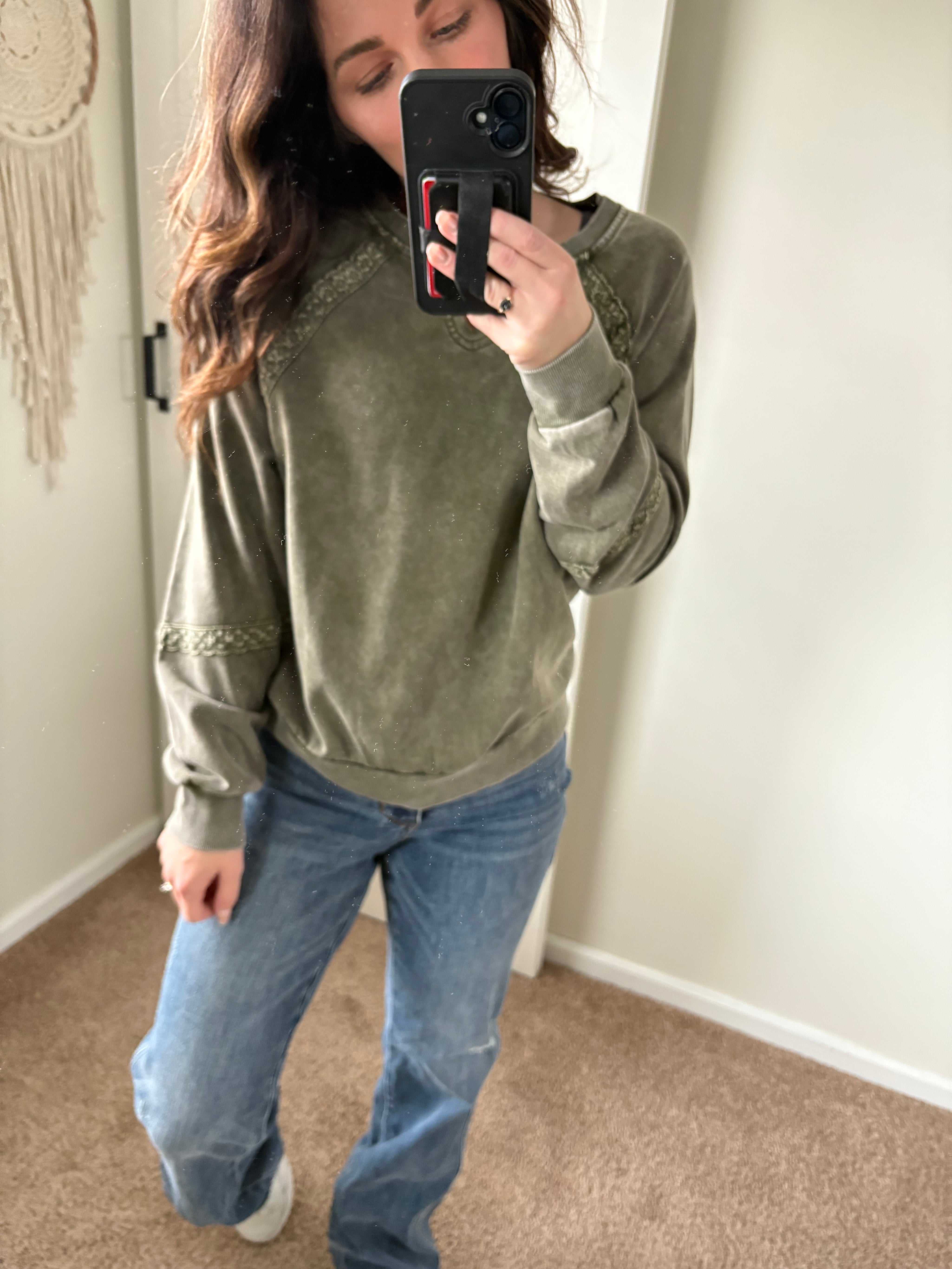 Soft Lace Vintage Wash Pullover PREORDER