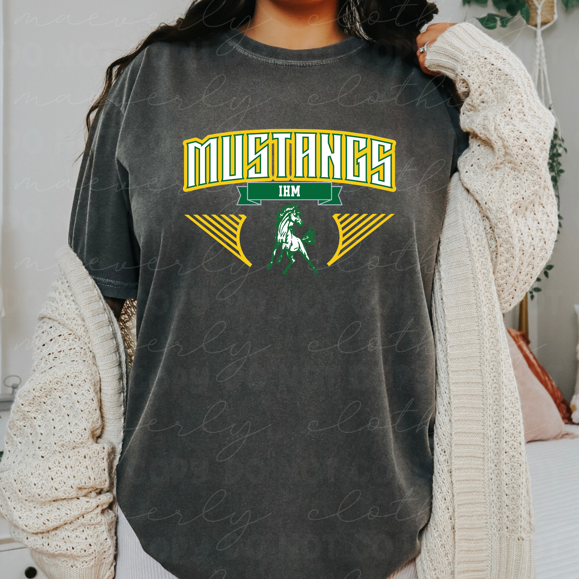 IHM Old School Varsity Tee/Crewneck