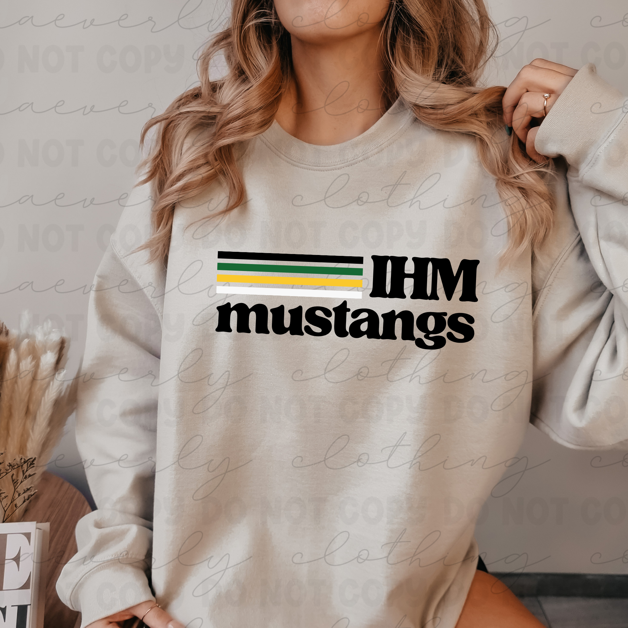 IHM Cutesy Tee/Crewneck