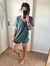 Boyfriend Tee - V Neck