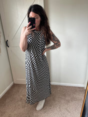 Flip It & Flaunt It Reversible Dress Preorder