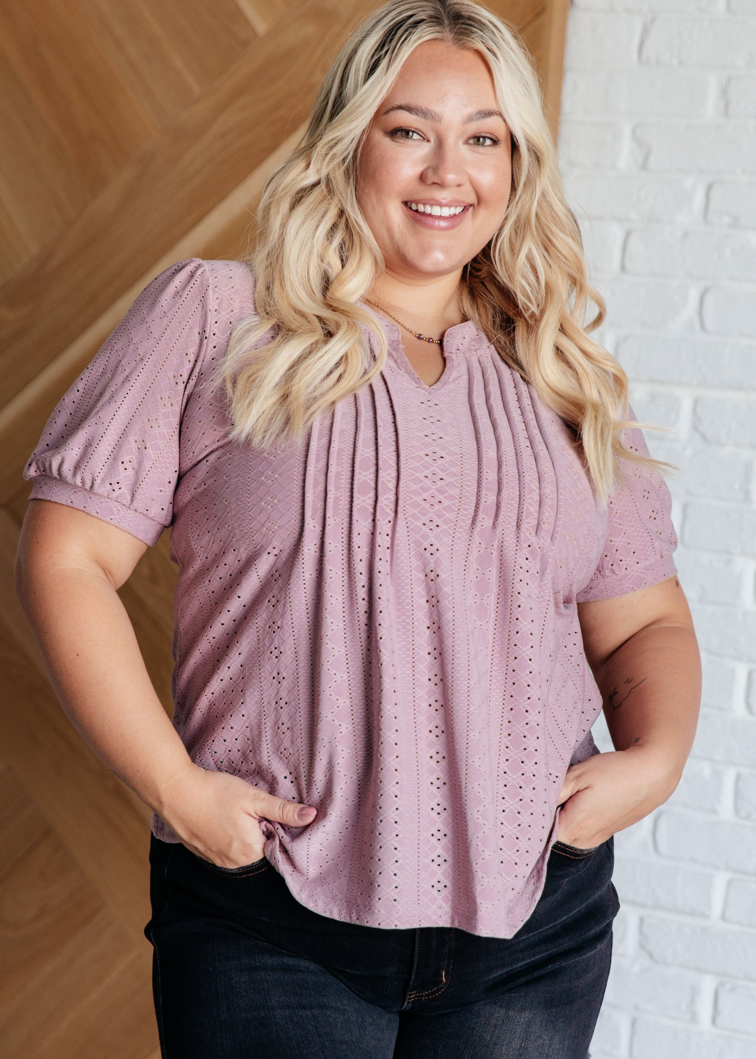 BestChancePleatFrontBlouse5_f53bd7a4-eecd-43e0-aaff-227079f2d1f8.jpg