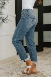 Colette Mid Rise Boyfriend Classic Cuffed