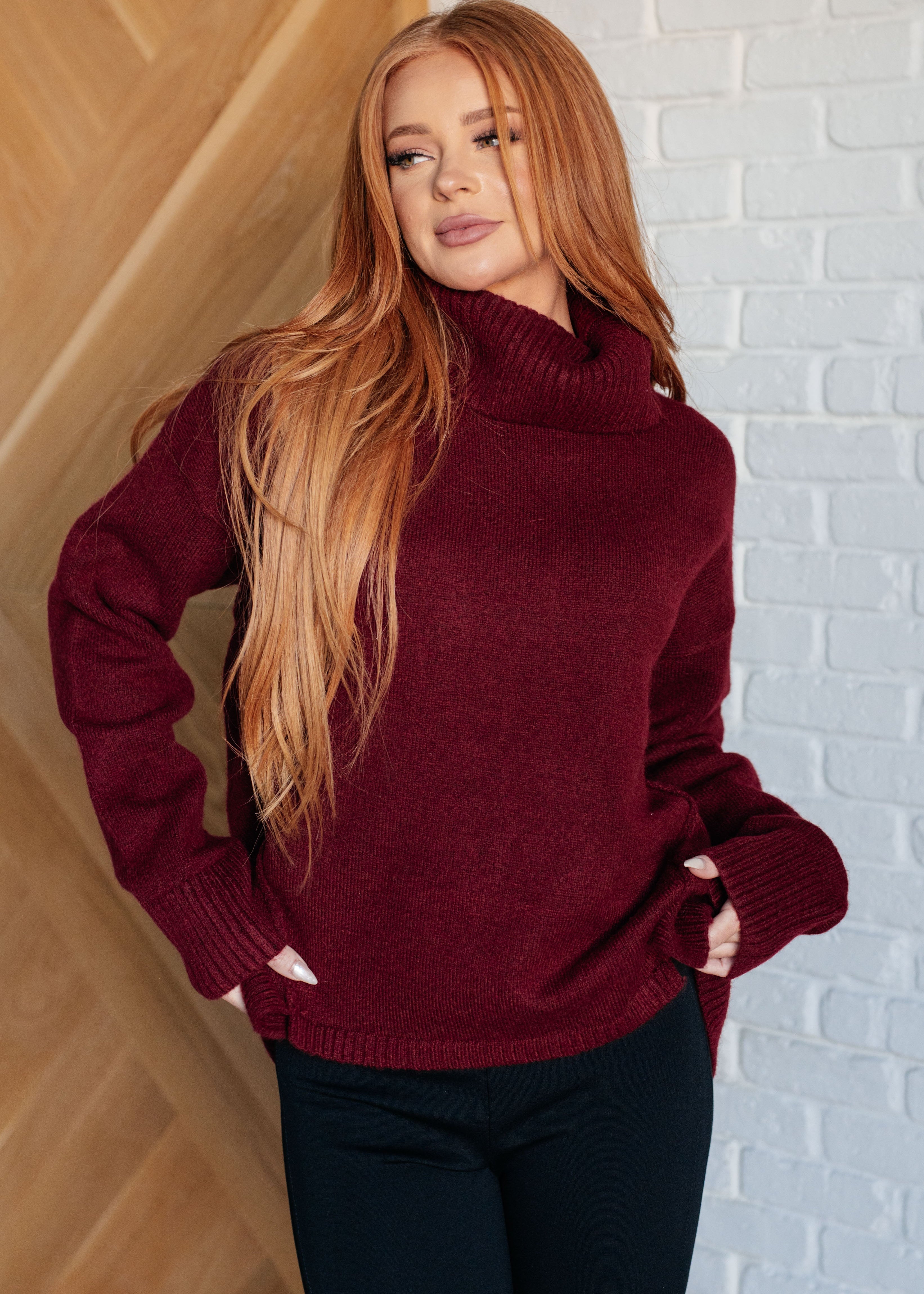 EnvelopMeTurtleneckSweater7_42acee8d-e557-4b9f-aaeb-e4cecd45003a.jpg