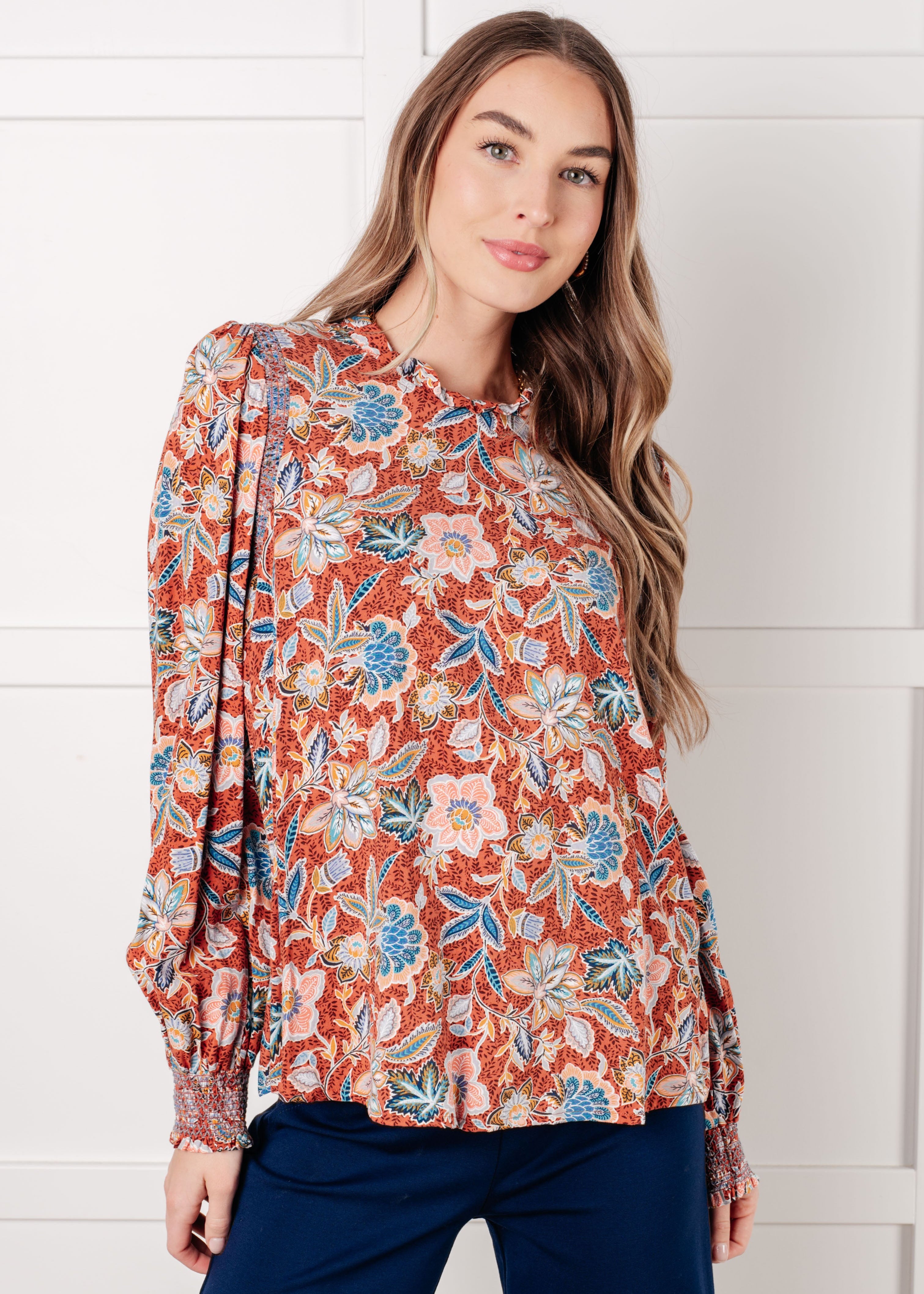 FloralDelightBlouse8_14988782-d0d3-42e8-bbdb-91dbf37c6446.jpg