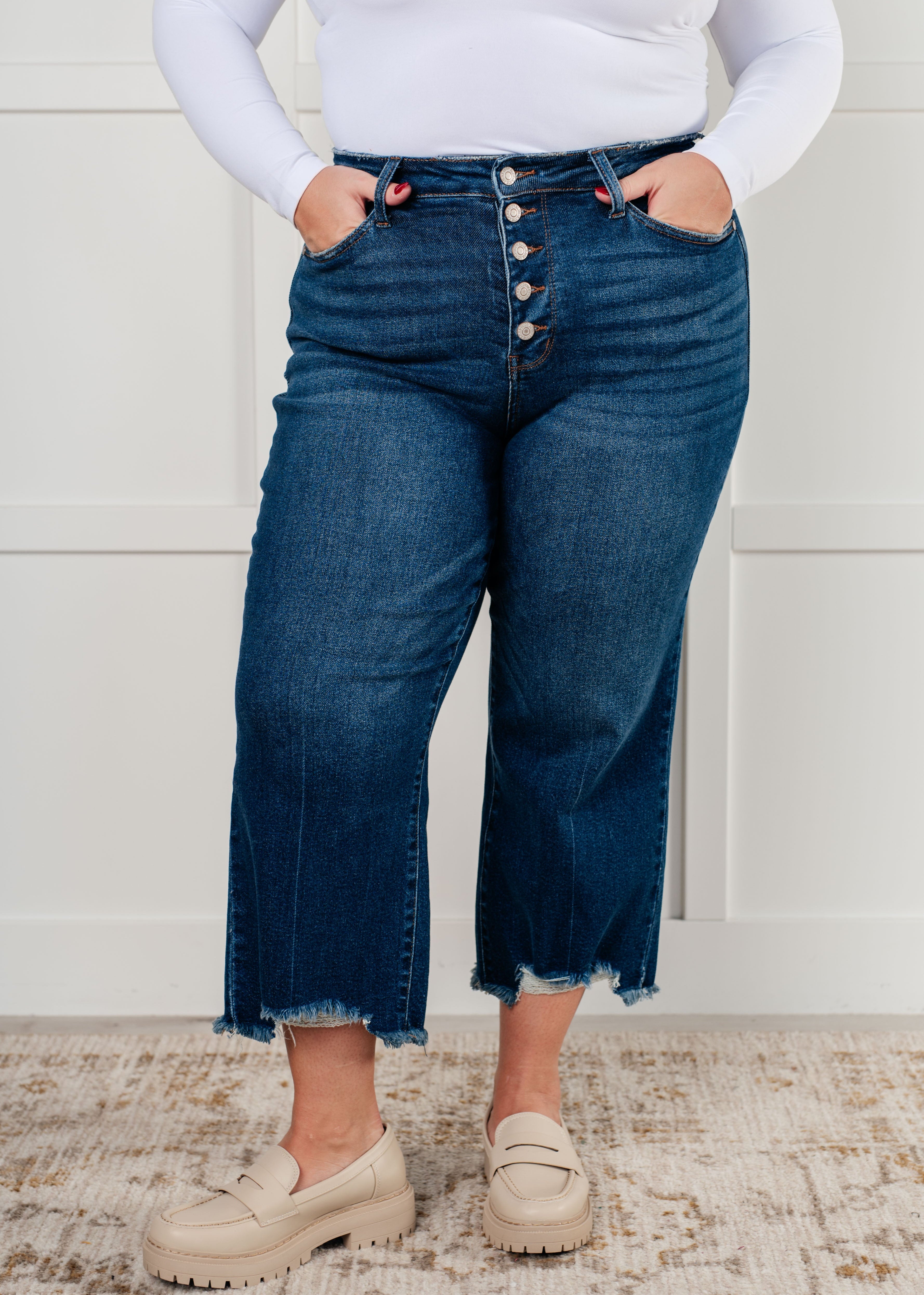 JaniceHighRuseButtonFlyWideLegCropJeans18.jpg