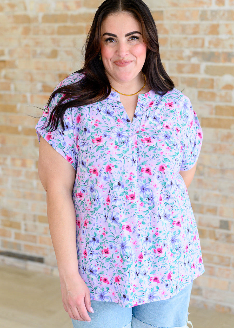 LizzyCapSleeveTopinMutedLavenderandPinkFloral8_2ea2dc8a-fdd4-4660-8f22-7bd9e01cfa56.jpg