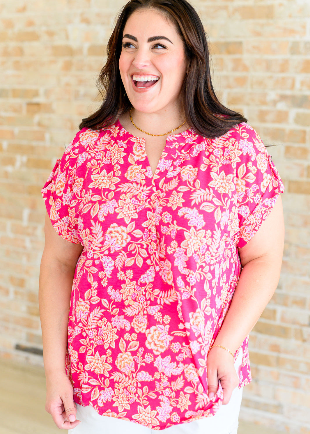 LizzyCapSleeveTopinPinkandPeachFloral15_61111e88-18c7-4930-8207-cd3e5c88f113.jpg