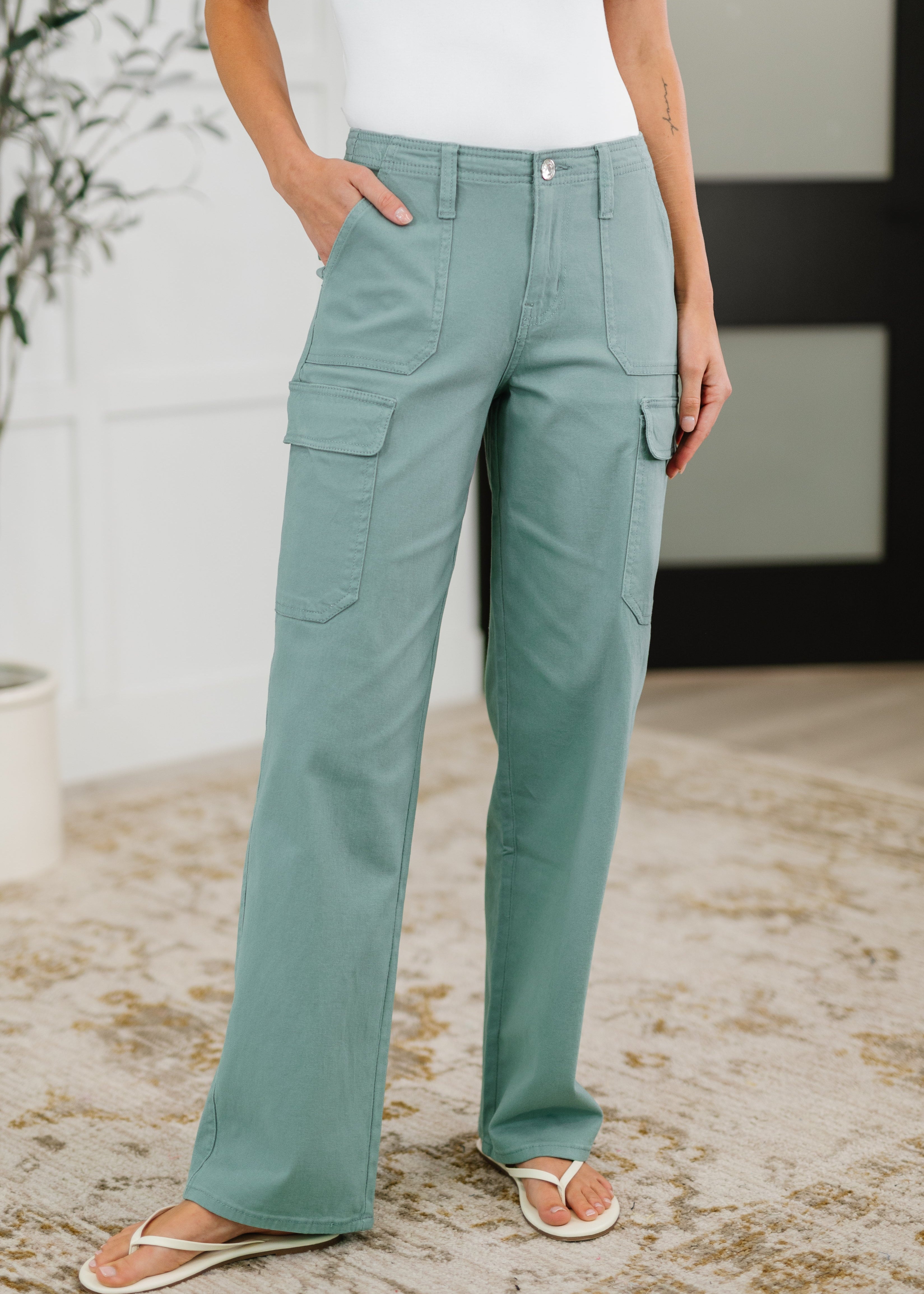 PockettheAttitudeCargoBottoms-7.jpg