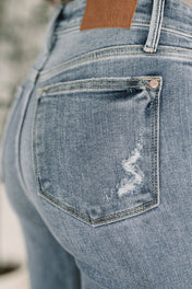 Robin High Waist Bootcut with Fray Hem