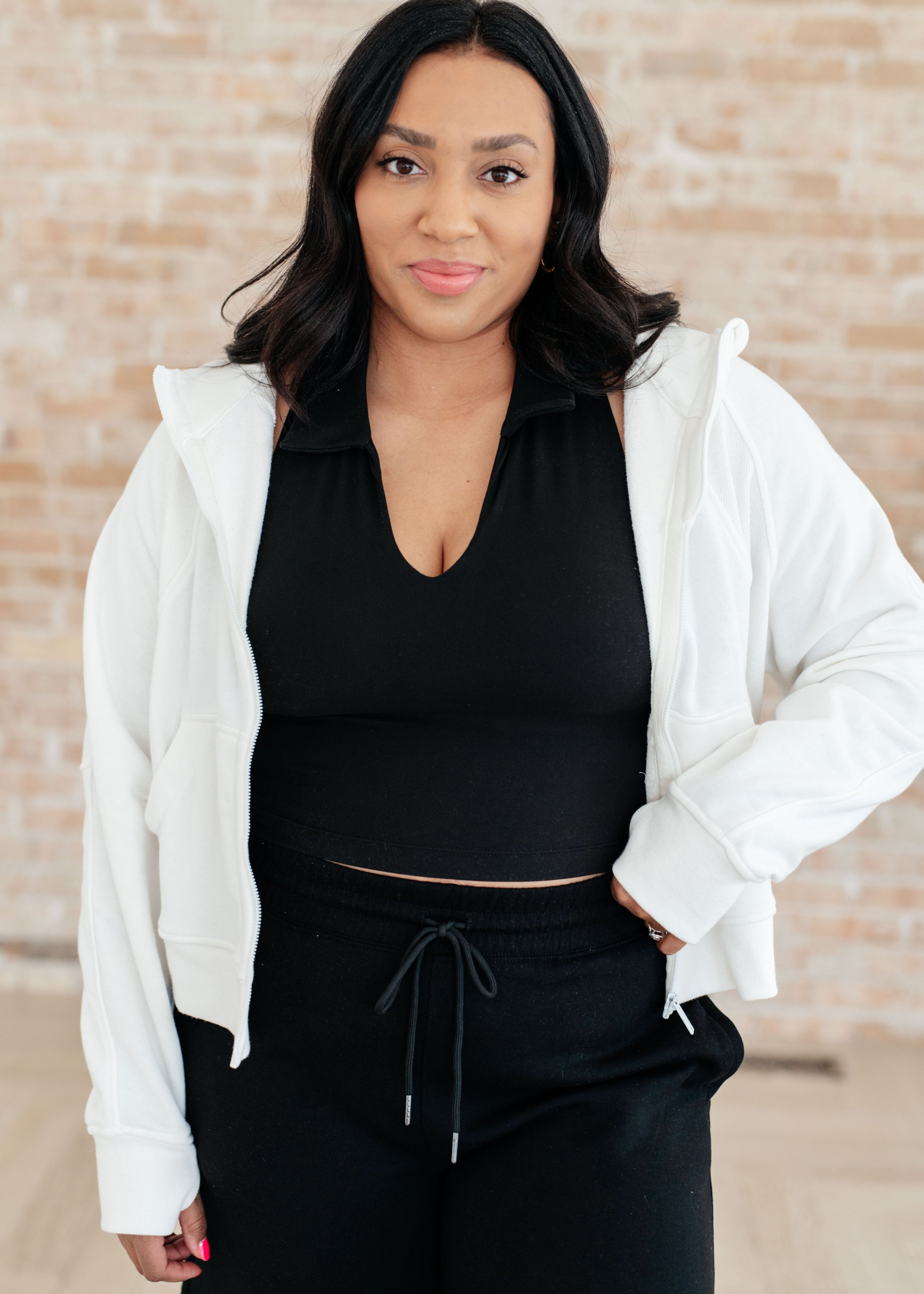 SunorShadeZipUpJacketinOffWhite27_7ac02369-0dd8-4124-9c9c-991d76cb0b70.jpg
