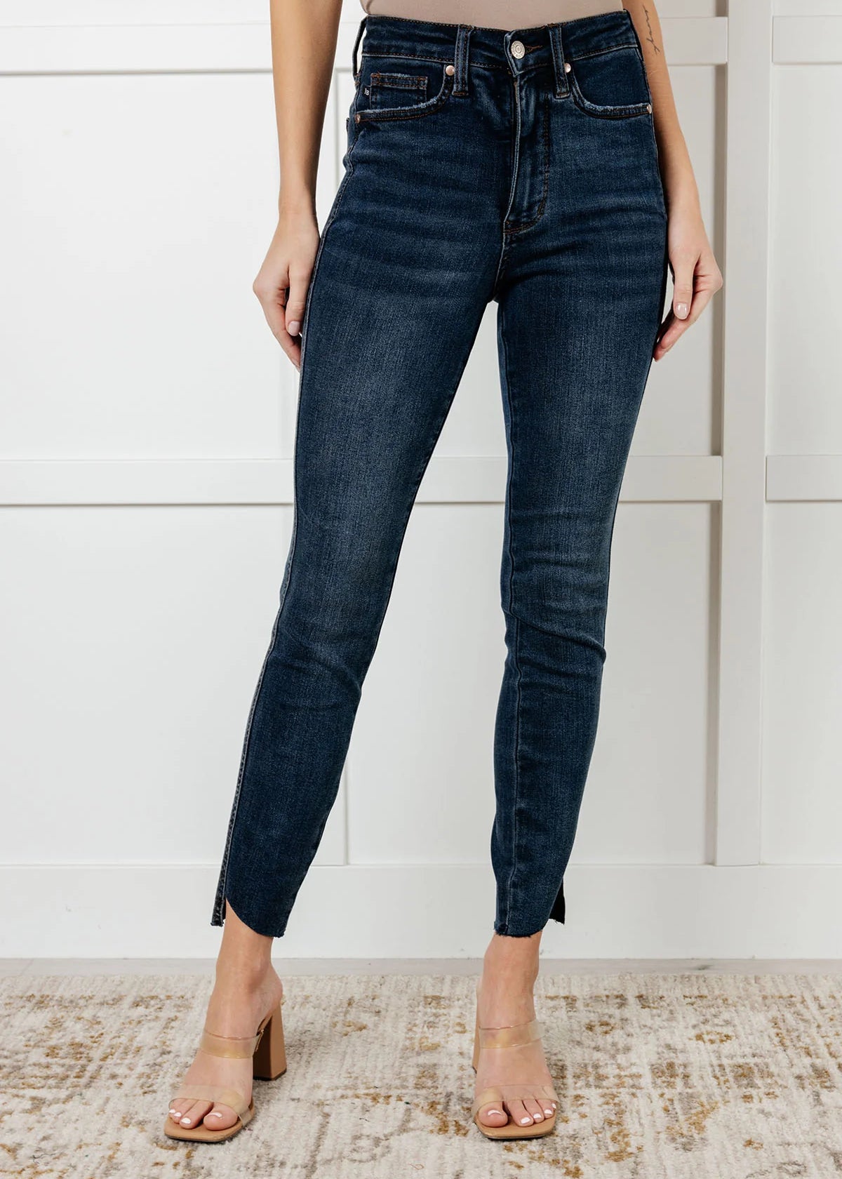 TessaHighRiseControlTopStepHemSkinnyJeans7_1200x_a4309d09-7333-4e59-abac-d45ac41f2e81.webp